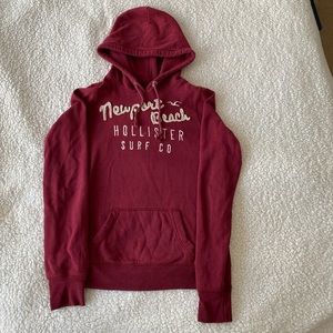 Size M Hollister pullover hoodie✨